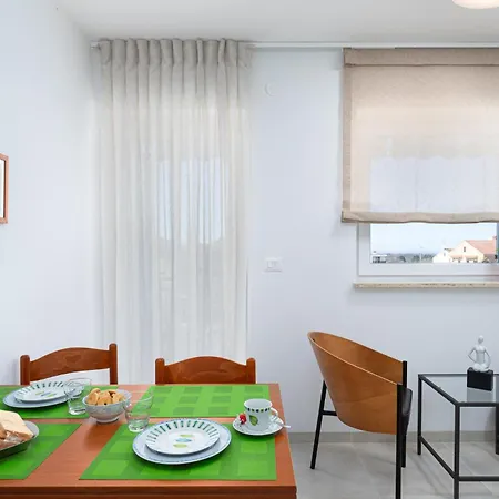 Apartment Maya With Sea View Porec