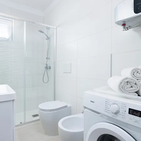 Maya With Sea View شقة بوريتش