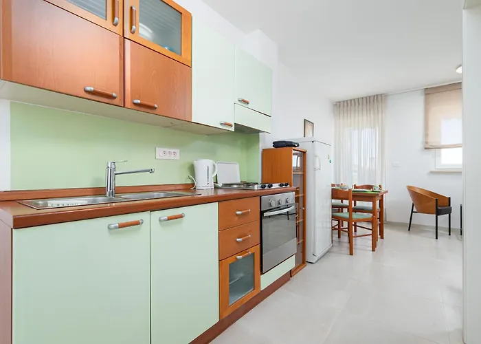 Maya With Sea View 아파트 포레치