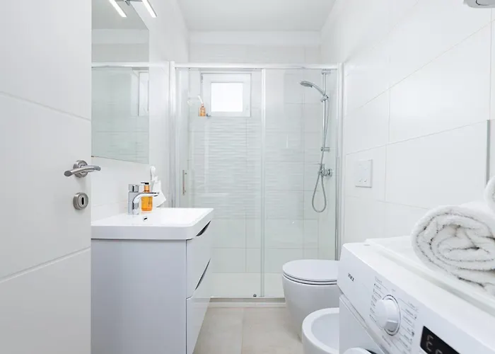 아파트 Maya With Sea View *