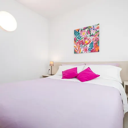 アパート Maya With Sea View